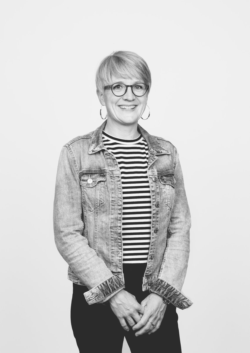 📸Ob schwarz-weiss, farbig, im Studio oder am Arbeitsplatz aufgenommen – Bilder von Mitarbeitenden sollen authentisch sein. Nehmen Sie an unserem Wettbewerb teil, und gewinnen Sie ein Shooting für Mitarbeitendenporträts👉staempfli.com/portrait🍀
#portraits #FOTO #Unternehmen