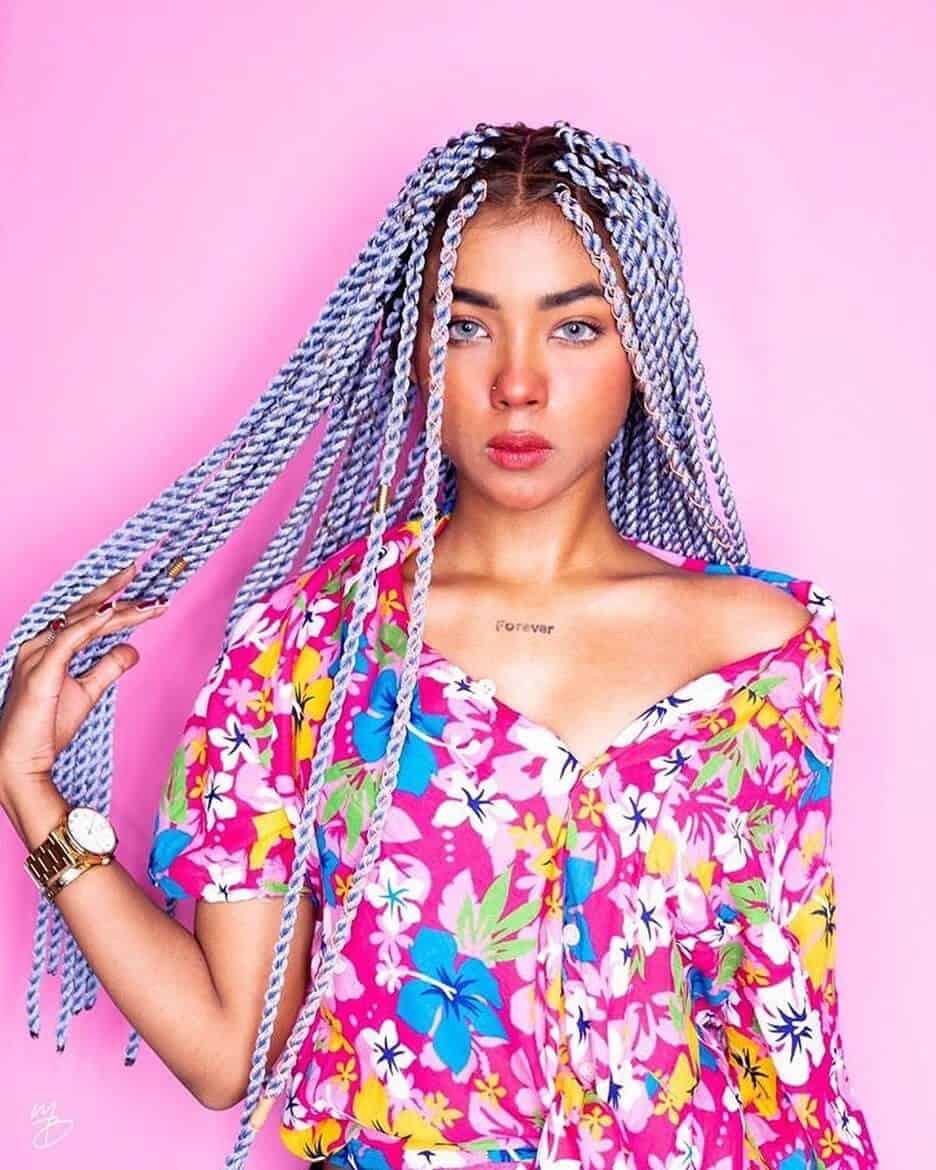 budgetfashion's tweet image. Cool Festival Braids You’ll Want to Try!!!

Read the full article: The Coolest braided hairstyle trends to try this year:2020
▸ lttr.ai/ZZAX

 #braids #boxbraids #africanbraids