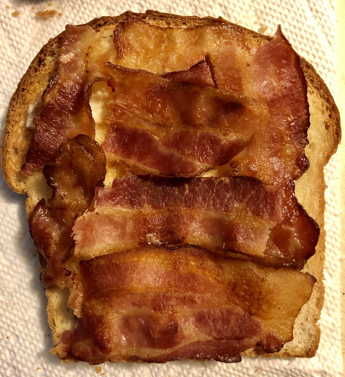 Does anyone else spend like 5 minutes arranging their bacon on their toast? #everybitecounts #analretentive