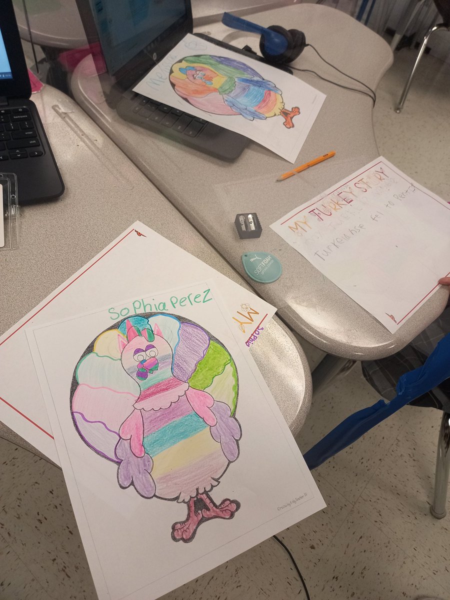 DaydelisseR's tweet photo. One template, SO many outcomes 😊 #disguisedturkeys #thecowartadvantage #plcampus #everyonelearns @CowartDISD https://t.co/yLgWXWcAFG