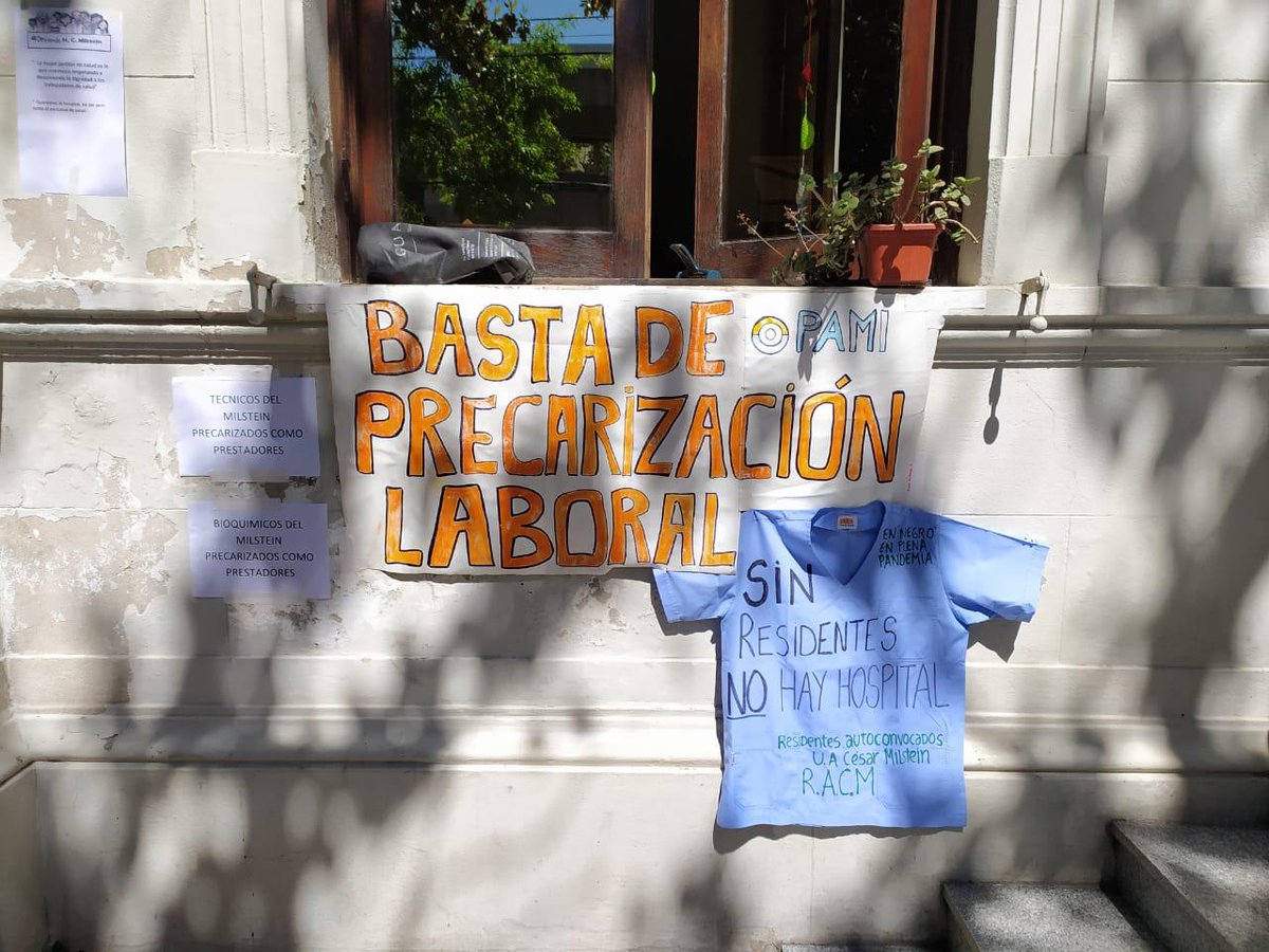 ResidentesCesar's tweet photo. PEDIMOS SEGUIR FORMÁNDONOS EN CONDICIONES DIGNAS!

CUARTO DIA CONSECUTIVO DE PARO DE RESIDENTES DEL HOSPITAL CESAR MILSTEIN

SIN RESIDENTES NO HAY HOSPITAL Y PRECARIZADES NO VAMOS A TRABAJAR

@PAMI_org_ar 
@UBAMedicina 
@msalnacion https://t.co/5CsVi4LCRQ