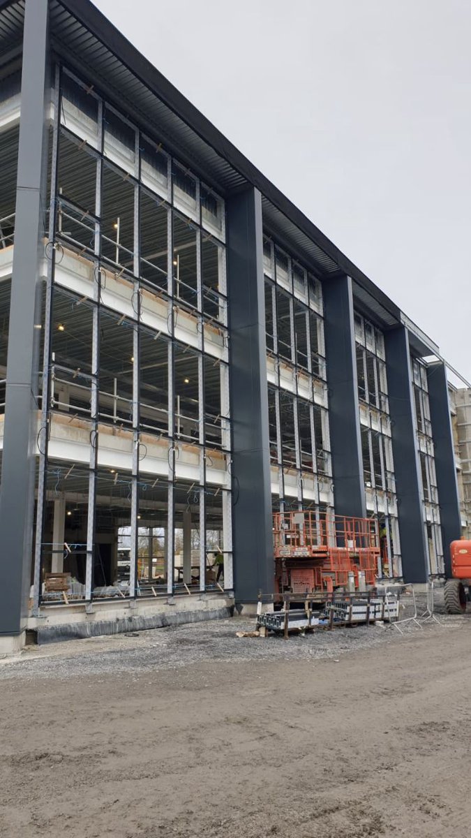 apa_systems's tweet photo. Work has begun on two @JJRhatigan projects APA are working on with Season Master. Over 3700 m2 of our #curtainwall system is being installed on the first, of two offices at #CrownSquare Galway. It is also being installed on @IDAIreland Office Building in Sligo
#loveconstruction https://t.co/TLfHTbG8yL