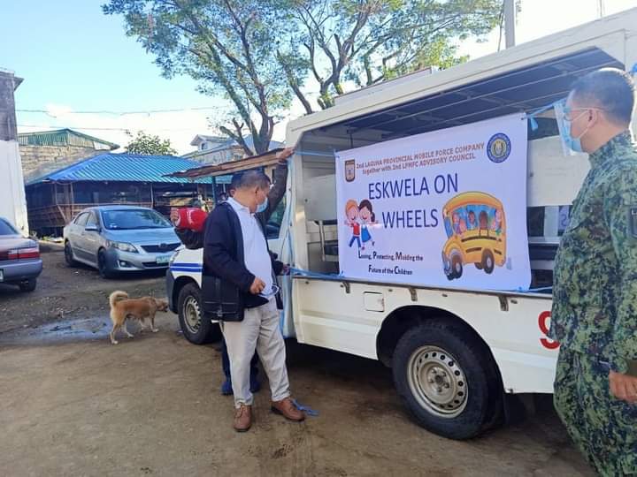 secondlpmfc's tweet photo. ESKWELA ON WHEELS LAUNCHING
Personnel of 2nd LPMFC led by PLTCOL LOUIE D DIONGLAY, Force Commander and Ms Madeline V Realeza, Chairwoman 2nd LPMFC Advisory Council, attend and participated the Launching of ESKWELA ON WHEELS (2nd LPMFC Best Practice year 2020) https://t.co/59y8glpuL2