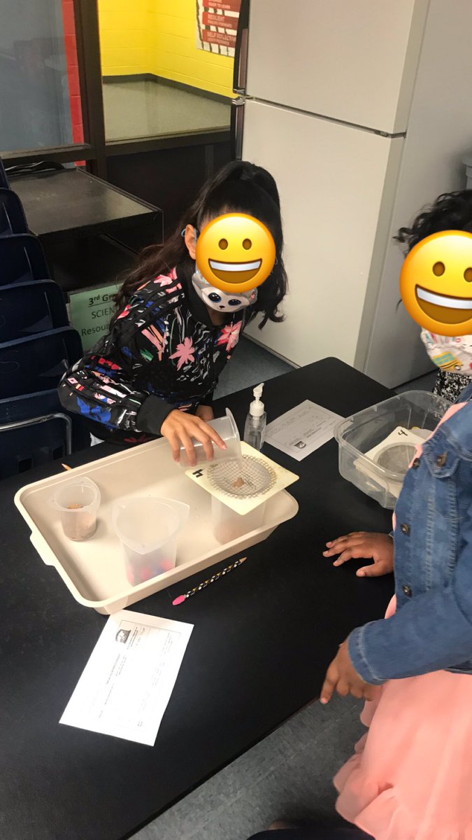 Mrs. Domec tweet media