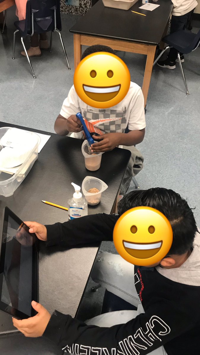 Mrs. Domec tweet media