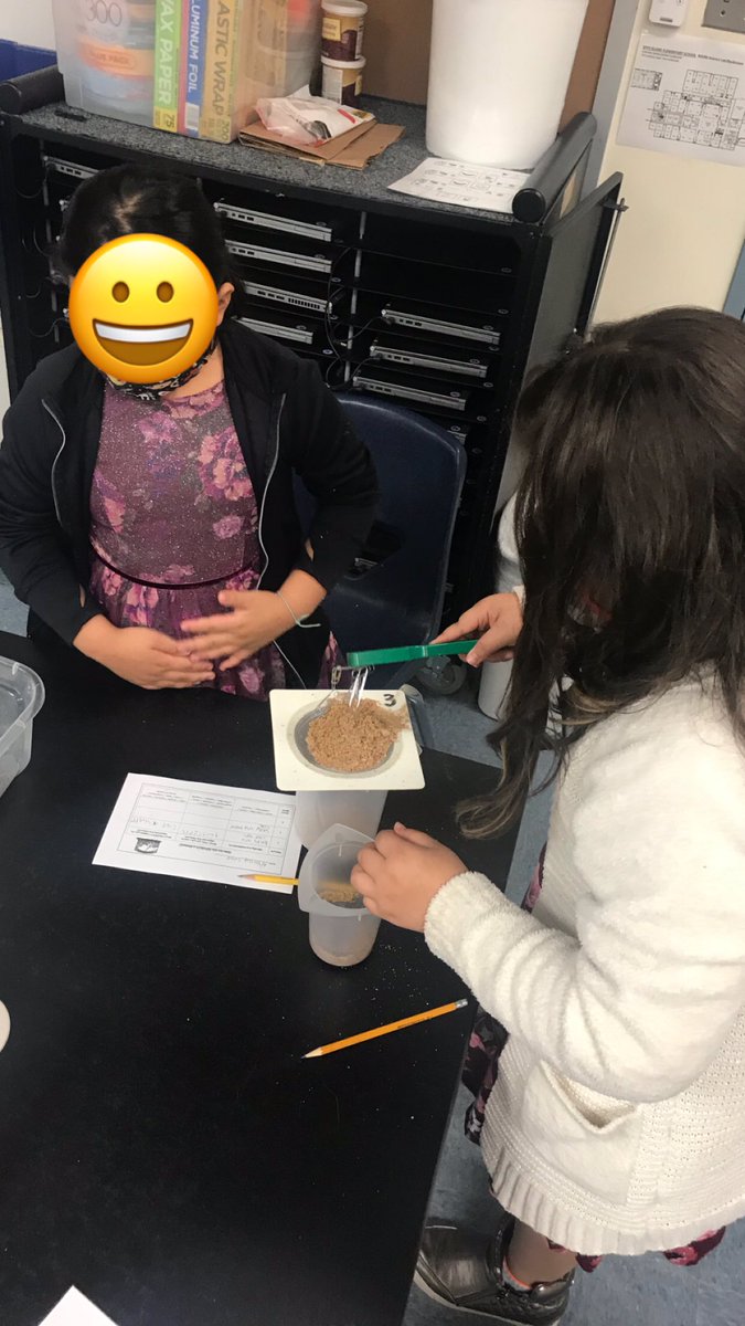 Mrs. Domec tweet media