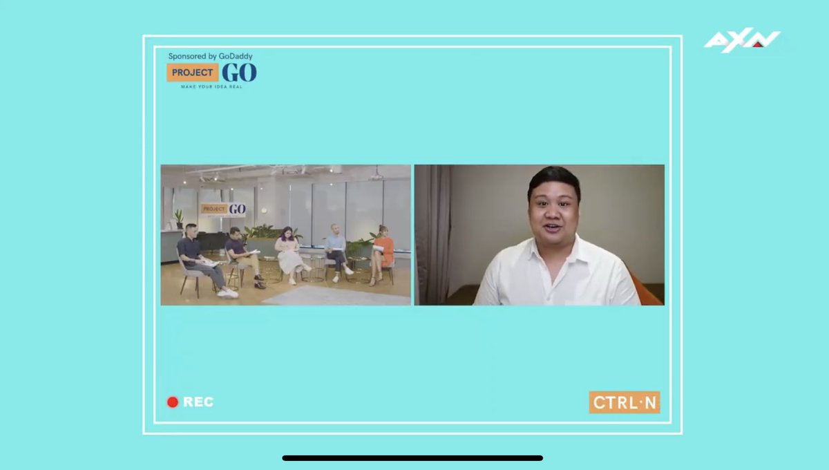 frae_v's tweet image. I made it to international TV!!! Char!

Head over to youtu.be/M-_59NbH1FI if you missed the premiere of #ProjectGO.