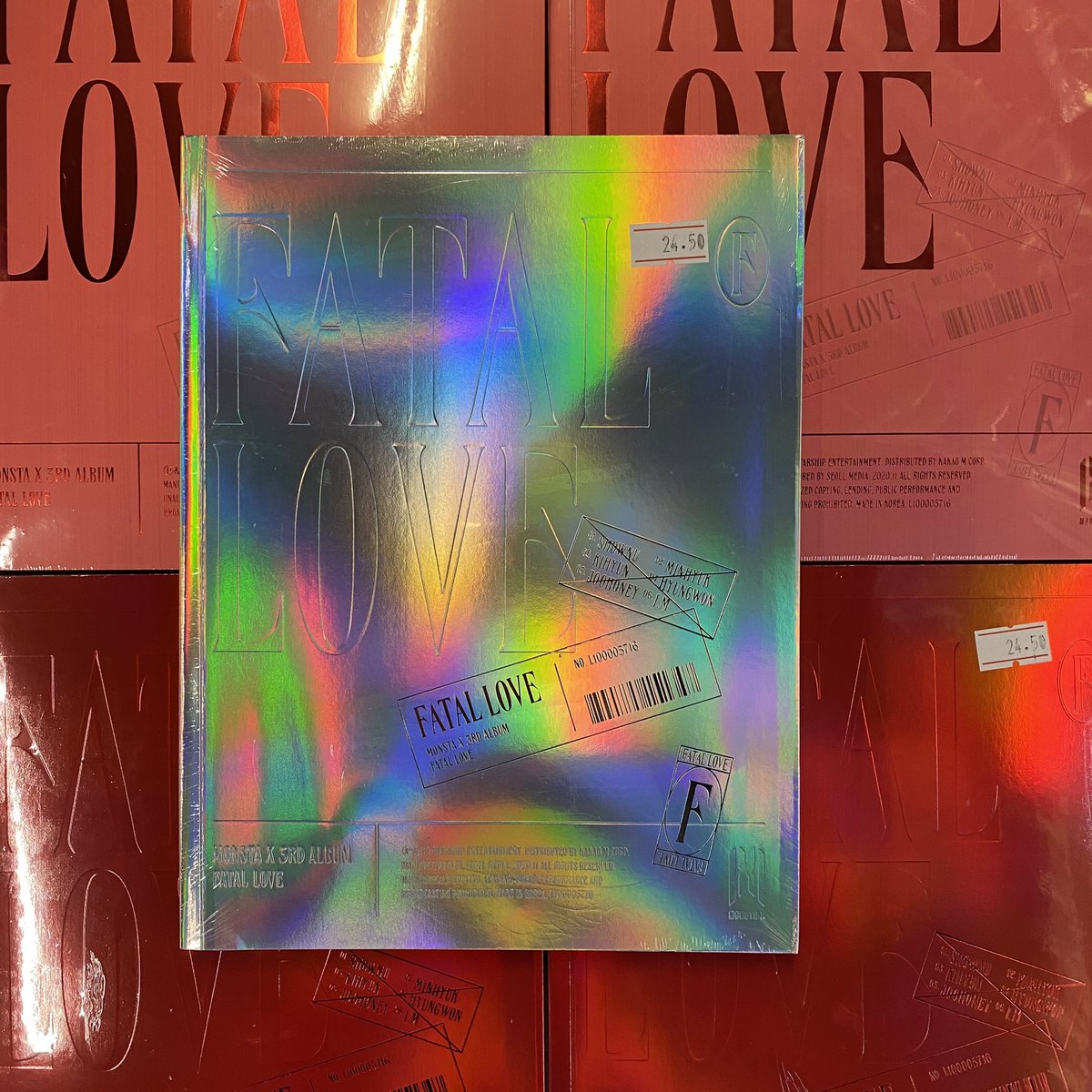 KStars722's tweet photo. MONSTA X FATAL LOVE!
£24.50 each + £1 for one random unfolded poster! (4 versions available!)
All 4 versions available!
UK SHIPPING:
£4 second class signed
#monstax #monstaxfatallove #monstaxfatallovealbum #monstaxmonbebe #mxsales #mxfatallove #monstaxalbum #monstaxsale https://t.co/BI5uAIpJDc