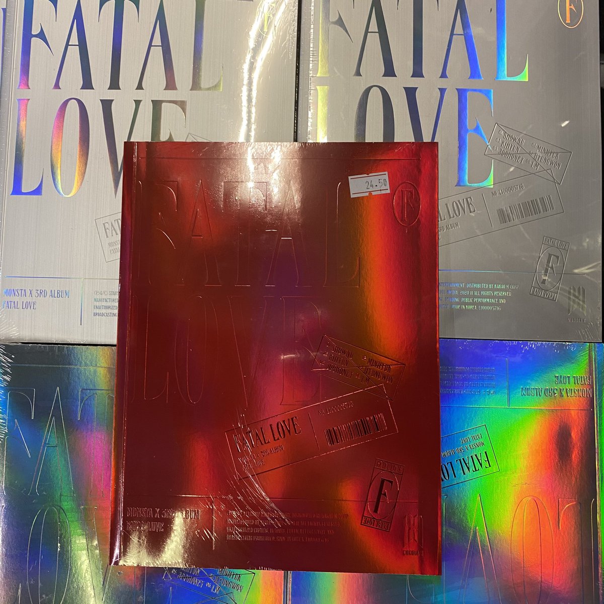 KStars722's tweet photo. MONSTA X FATAL LOVE!
£24.50 each + £1 for one random unfolded poster! (4 versions available!)
All 4 versions available!
UK SHIPPING:
£4 second class signed
#monstax #monstaxfatallove #monstaxfatallovealbum #monstaxmonbebe #mxsales #mxfatallove #monstaxalbum #monstaxsale https://t.co/BI5uAIpJDc