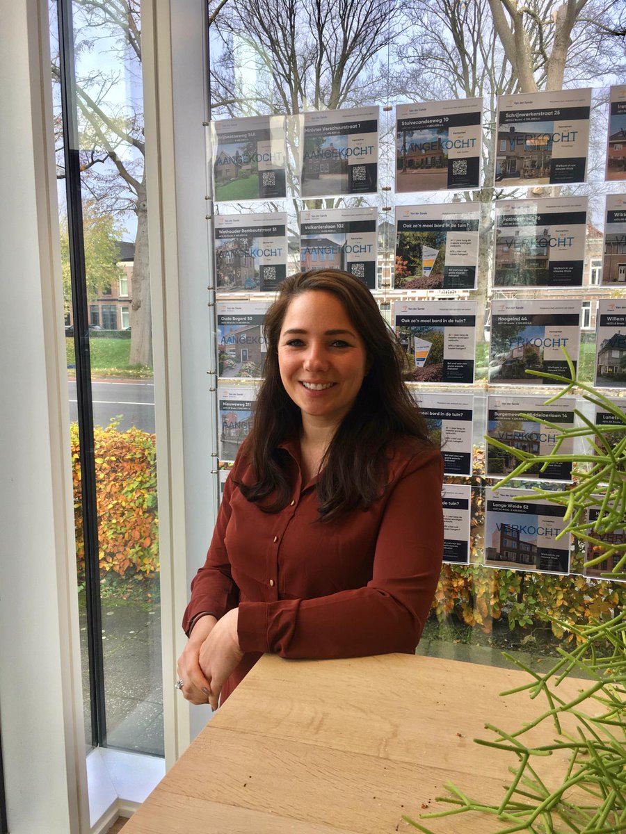 🥳 EEN NIEUWE COLLEGA, welkom Laura!

Laura is bij ons begonnen per 1 november, zijn nu al blij met haar! Wellicht heb jij haar al gesproken of gezien tijdens een bezichtiging.🕺