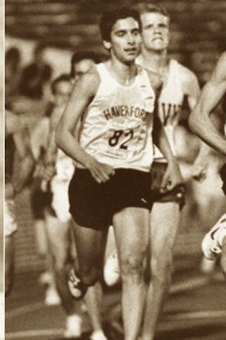  yrs ago today,  @haverfordedu star Seamus McElligott pulled off an unlikely double that, three decades later, still resonates in a year without D1 or  @NCAADIII XC champs.In less than 48 hrs, and 800 mi apart, he won D3 Nationals and made All-American in the D1 meet. 1/6