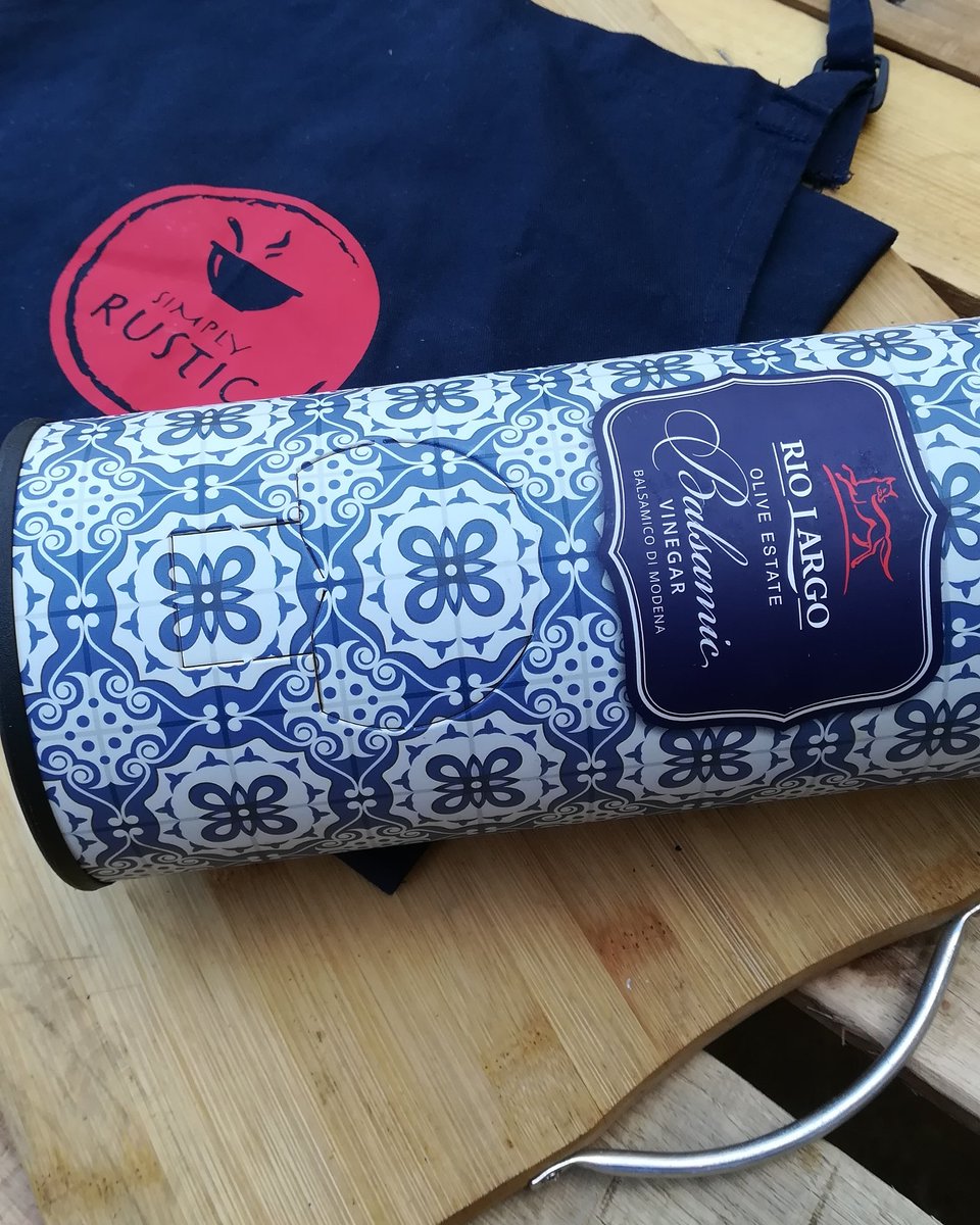 chefdeekay's tweet photo. These are the kind of gifts you will get from people that respects, love and cherish your craft...Thanks a lot to my sister Sakina Dolamo

#gifts #gift #people #respect #love #cherish #cheflife #simplyrustic #rusticstyle #rusticchef  #balsamicvinegar #thankyou #sister https://t.co/WUQVDMx61m
