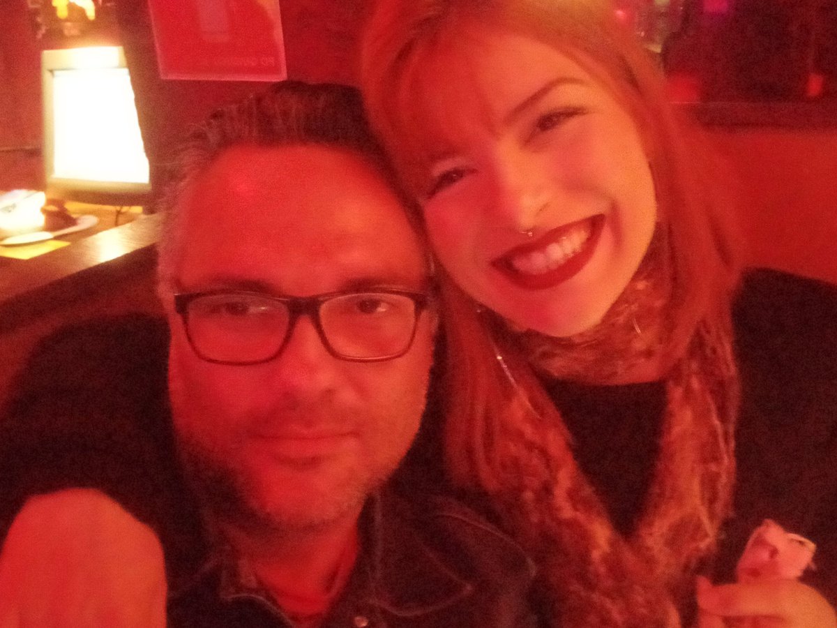 caofelx's tweet photo. Parabéns para filhona Cassia Christina 2.0 https://t.co/7N4H41cisa