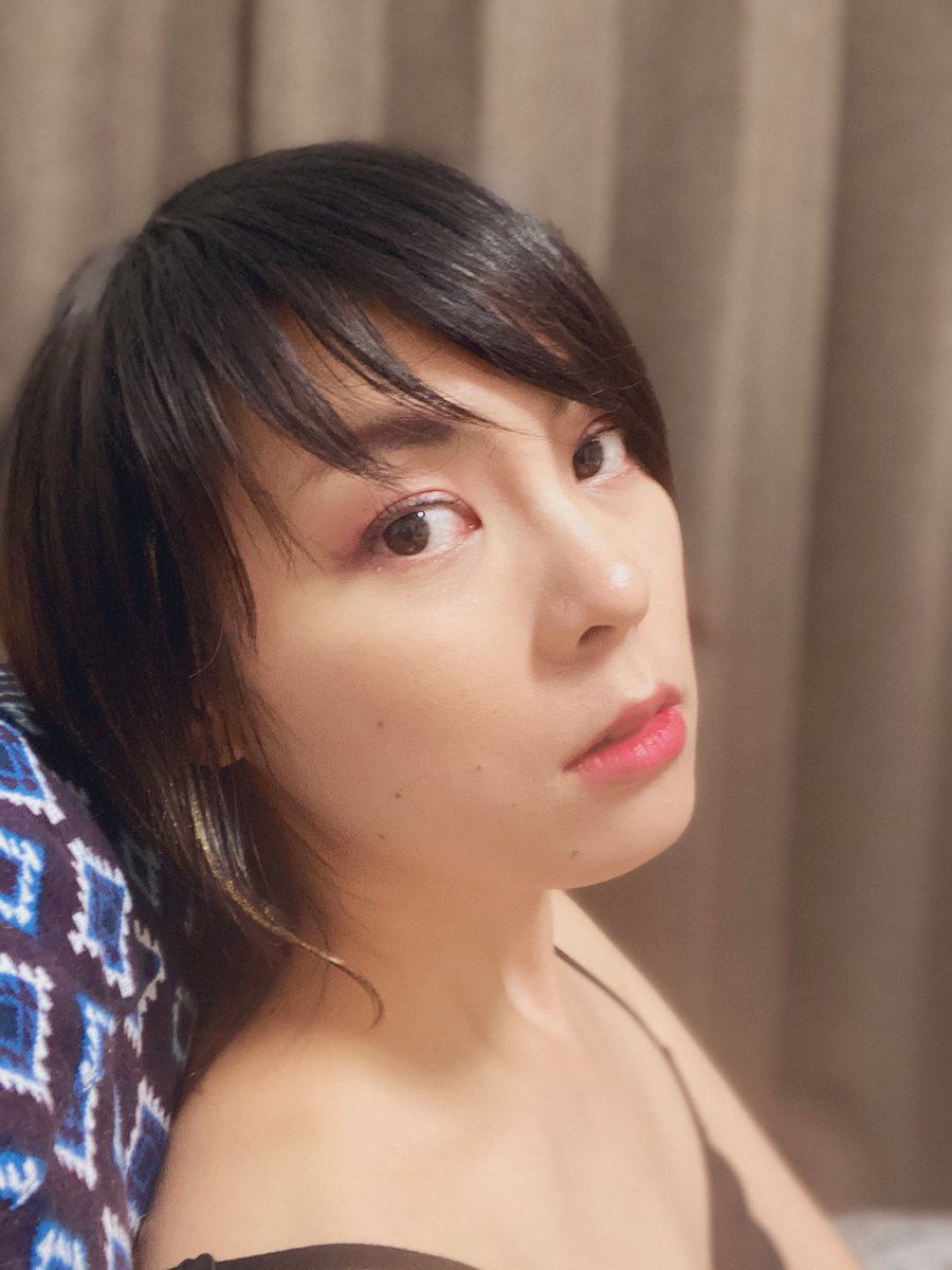 emikoizawa's tweet image. #lovetint 届きました。取り寄せました。イソメイク研究中です。withそばお