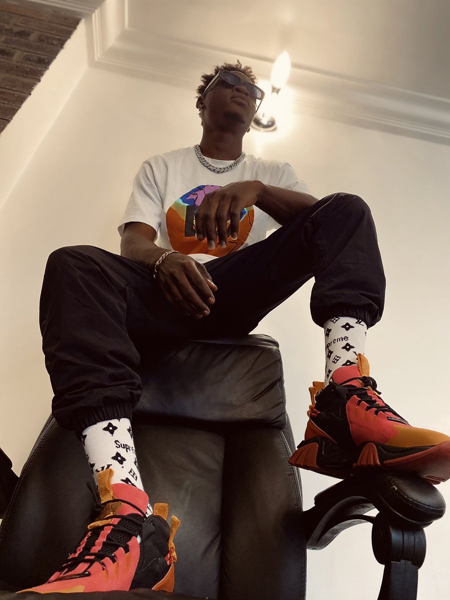 iam_demaj's tweet photo. Life’s too short to get unnoticed 😈🔥.        #sama still trending 🦅.  🙏🏾 https://t.co/nZi3hdHl6m
