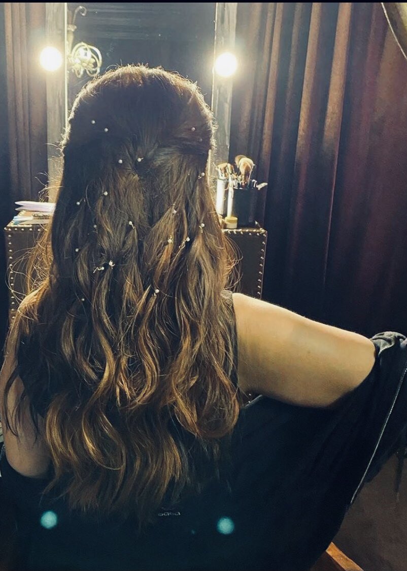 MadhuriEmpress's tweet photo. She will be back to rule our hearts in 2021!❤️ “What’s in a name!”
RT if you can’t wait for @Dharmatic_ ‘s #TheActress for our Empress @MadhuriDixit ❤️ https://t.co/gyLOxEX0jX
