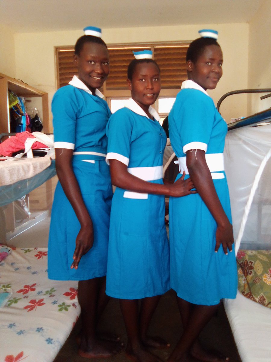 KatentureJ's tweet photo. My senior midwife on duty https://t.co/TzbAQ7mtr6