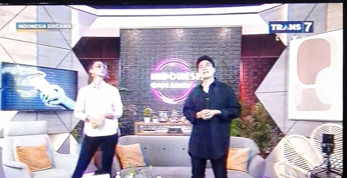 phiemant04's tweet photo. Klo saya sih pilih yg biasa aja tapi perhatian, karena yg cantik tidak menjamin hidup akan bahagia.
@TRANS7 
#IndonesiaGiveaway55 https://t.co/mW5ZGcDcp8