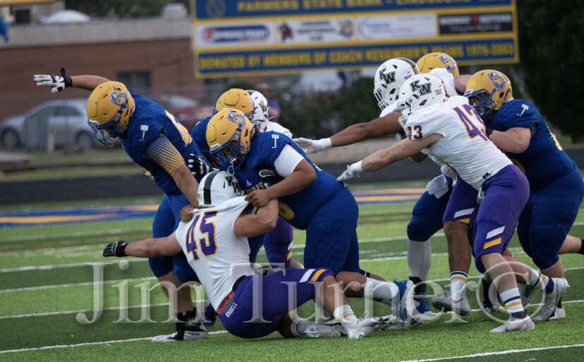 blakeshoemaker6's tweet photo. This goes out to the college recruiters @castillo_etx and @andrew_culpeper are first year starting freshman and have the ability to play at any level. They both have good size, athleticism, and are very coachable. Please give them the recognition they deserve. https://t.co/n0sLXoEDob