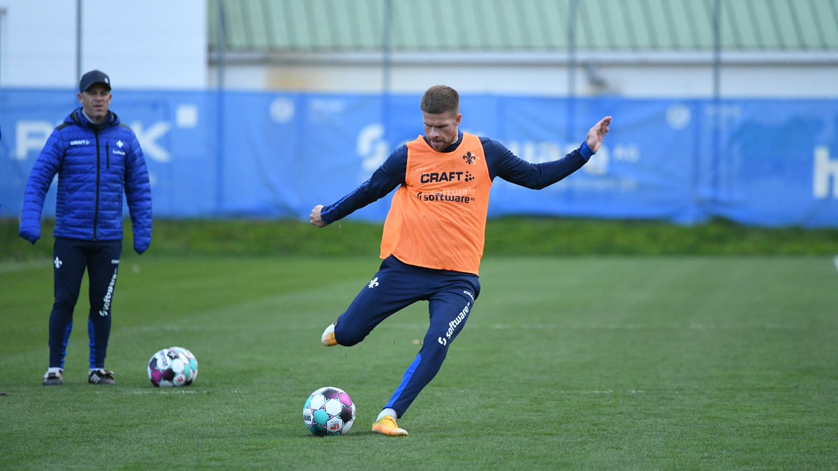 sv98's tweet photo. Herr der Standards 😎 #sv98 https://t.co/CRPWX8NgxB