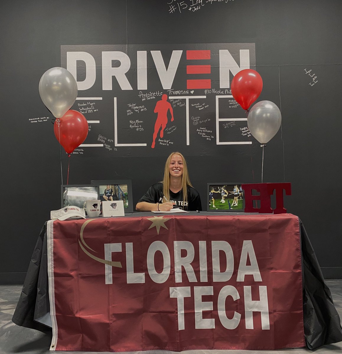 214Lacrosse's tweet photo. 🌟Congrats to our 2021 Defender, Mackenzie Smith, on signing her National Letter of Intent to play Lacrosse at Florida Institute of Technology!!💛We are so proud of you!!👏🏼Go Panthers!❤️🖤
•
#214edge
#214recruiting 
#family214ever https://t.co/rKpV2OS86V