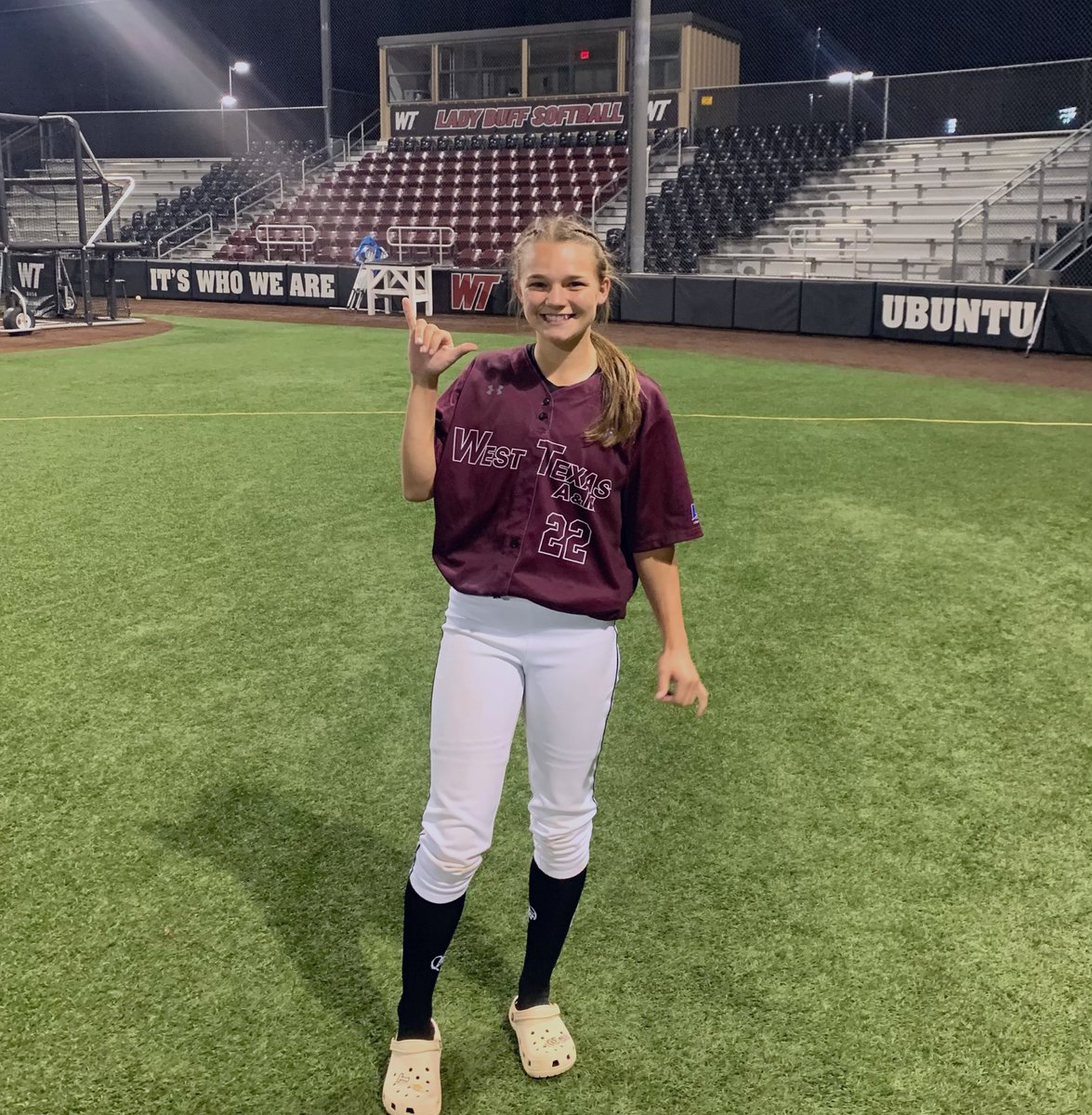 taylerbrownn's tweet photo. I am beyond excited to announce that I have committed to further my academic and athletic career at West Texas A&amp;M University. Thank you to my parents, my coaches, and my teammates for helping me reach this point. GO BUFFS! #WTSB @GaleBricker @MichaelMook9 @WTSoftball https://t.co/6mWtBnku5N