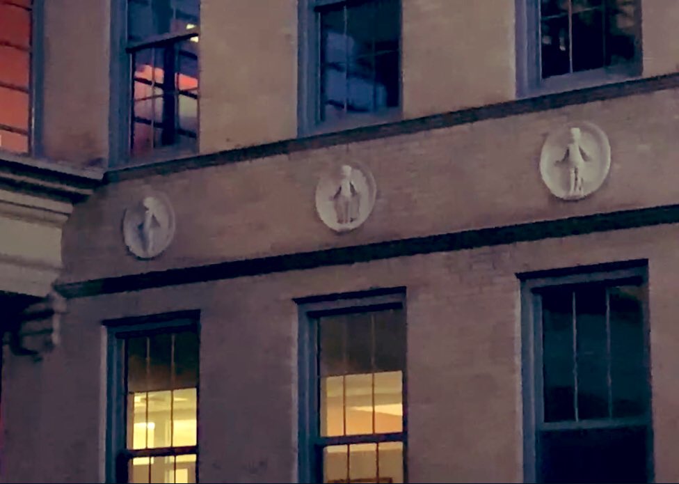 arthurchyan's tweet photo. @BrighamOBAnes All sorts of connections—including with @MuseoInnocenti ! https://t.co/ZzV7tPsz9H