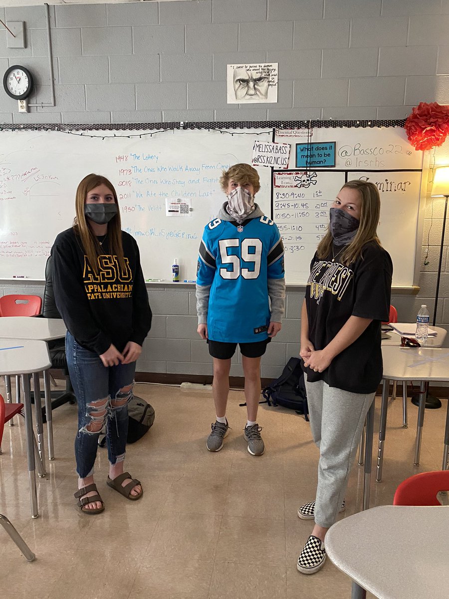 BassCo22's tweet photo. Team Tuesday!! #juniorsTHRIVE @SRHSRaiders https://t.co/GaGd8qcX1J