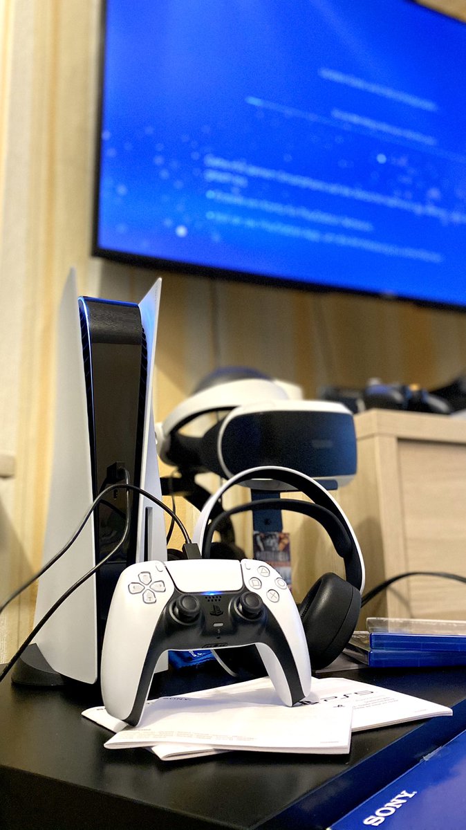 corsator's tweet photo. @PlayStationDE Steht, passt, wackelt und hat Luft 😎🤘🤩 https://t.co/BcYsum4nAr