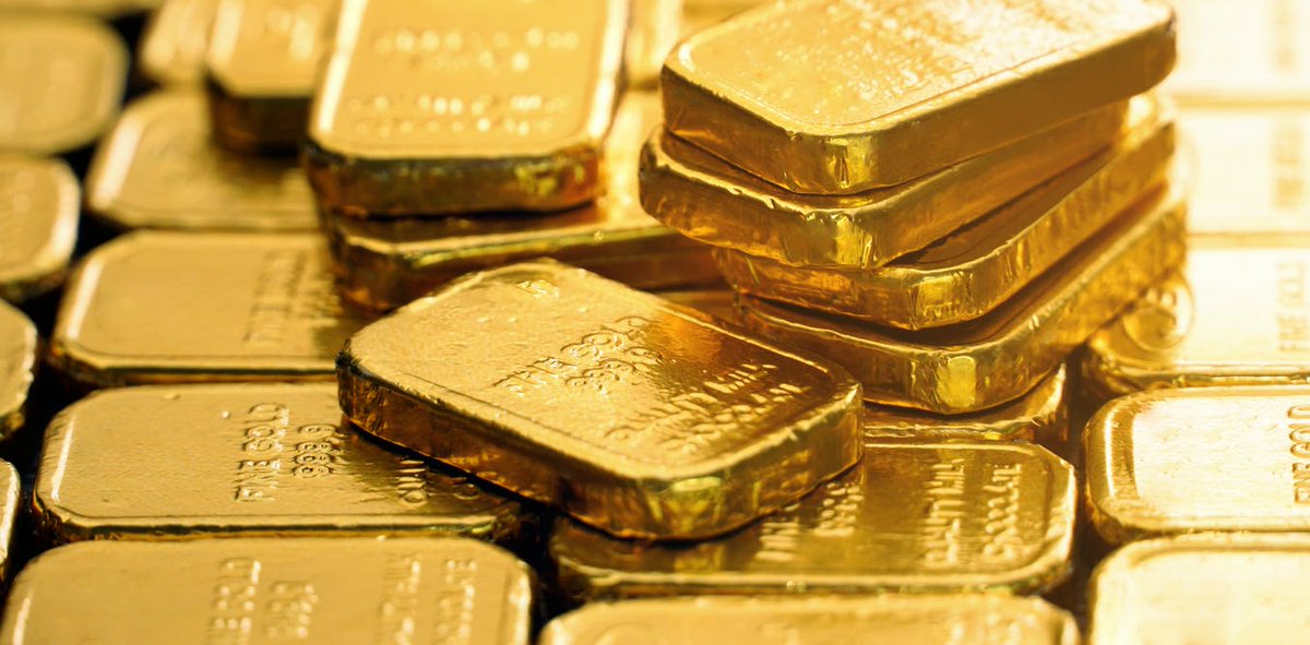 TC_BusinessEco's tweet photo. What's the gold standard, and why does the US benefit from a dollar that isn't tied to the value of a glittery hunk of metal? https://t.co/yzq9tfaPV5 https://t.co/RWSAa6hd6X