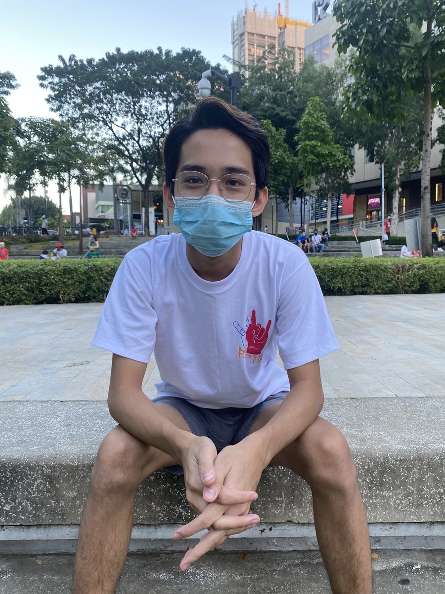 GLIAAAAAAN's tweet photo. happy with my shirt + happy to be out  BUT not happy with the price of my lunch 🥸

a 4 demanding and masungit glian asking for pic 🥲 https://t.co/iY1Ld0w7G0