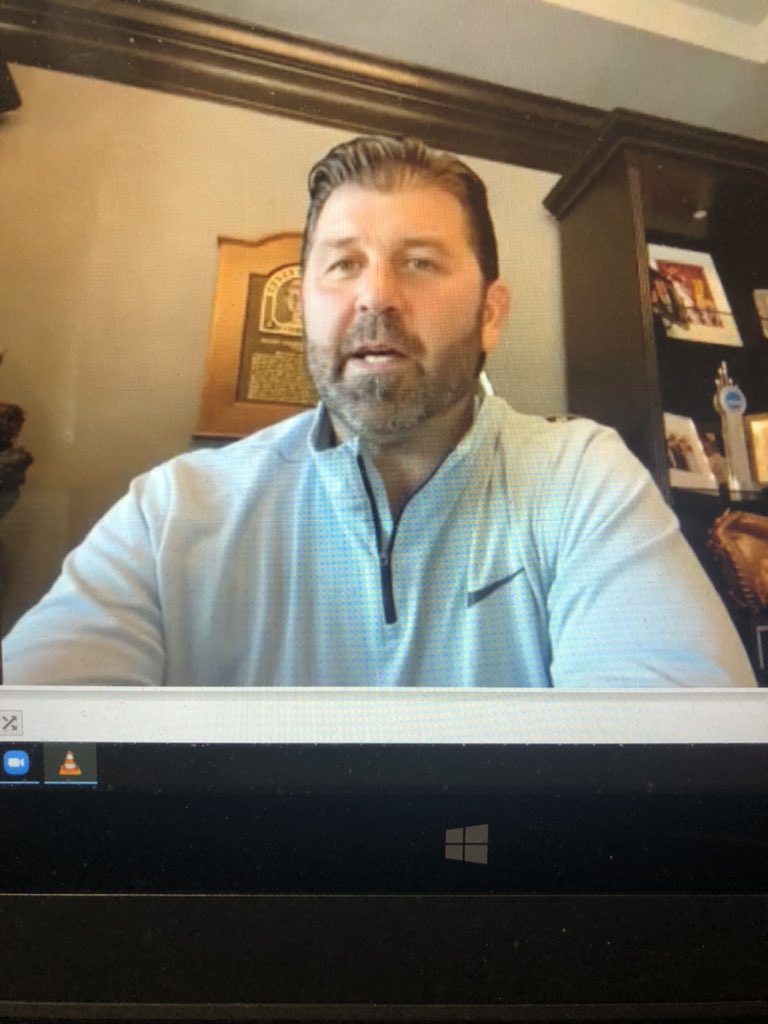 Mikecuff24's tweet image. Got to talk and interview Jason Varitek this week for my online classes!  Very good guy and I’m glad he went to LB!  He won a World Series with a team up in Boston but I can’t remember the name? #LBHigh #TheCaptain