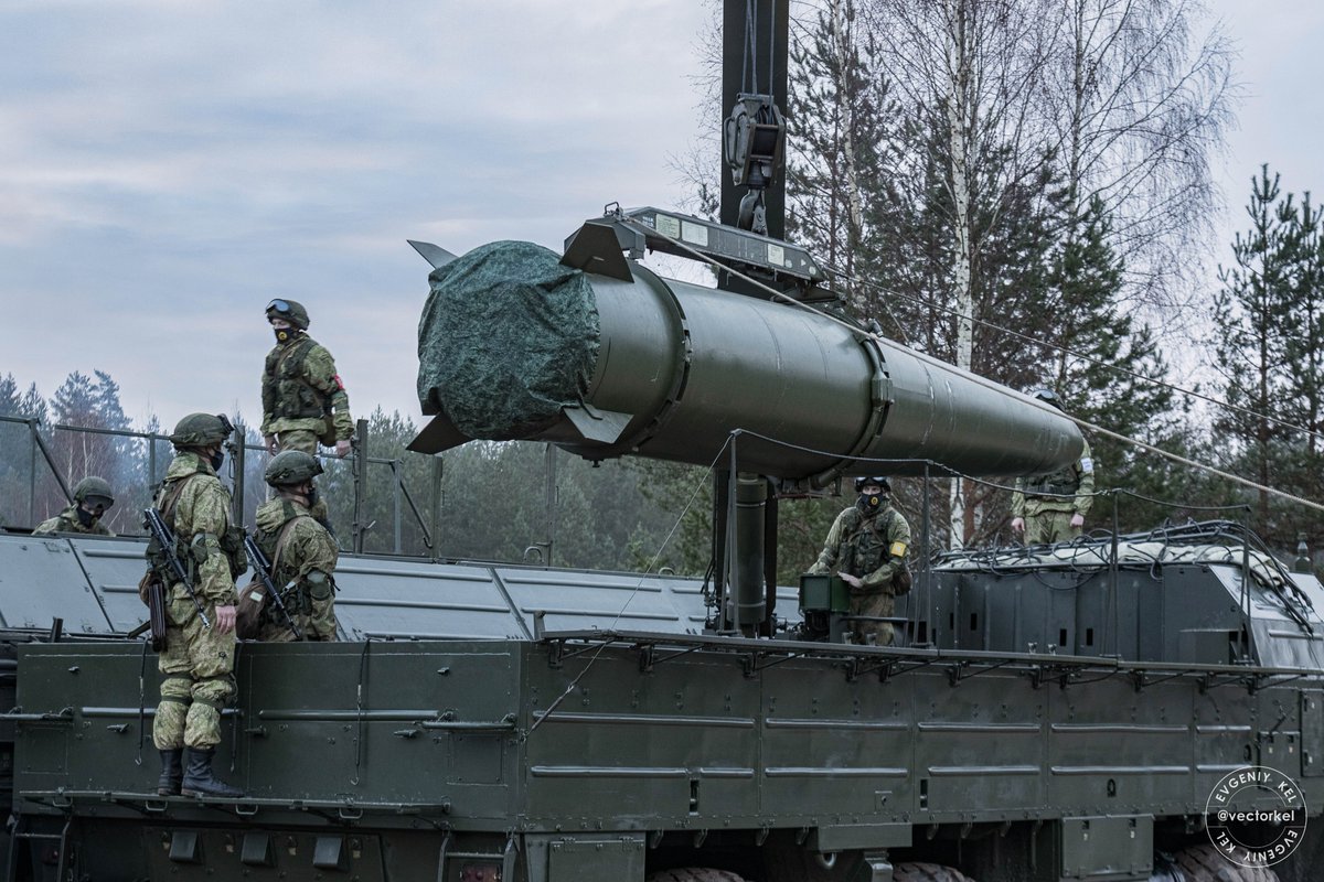 Dmitry Stefanovich Awesome Photoset Of Iskander M Launcher And Loader And Aeroballistic Missile Exclusively Received From Evgeniy Kel T Co Iywzubdyn5