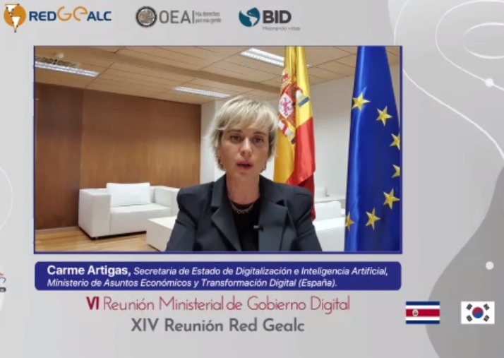 RGealc's tweet photo. En este momento escuchamos a la expositora central del segundo día de la #MinisterialGealc2020 de #GobiernoDigital
Se trata de Carme Artigas, Secretaria de Estado de Digitalización e Inteligencia Artificial, Ministerio de Asuntos Económicos y Transformación Digital (España). https://t.co/l6p4M6HGls