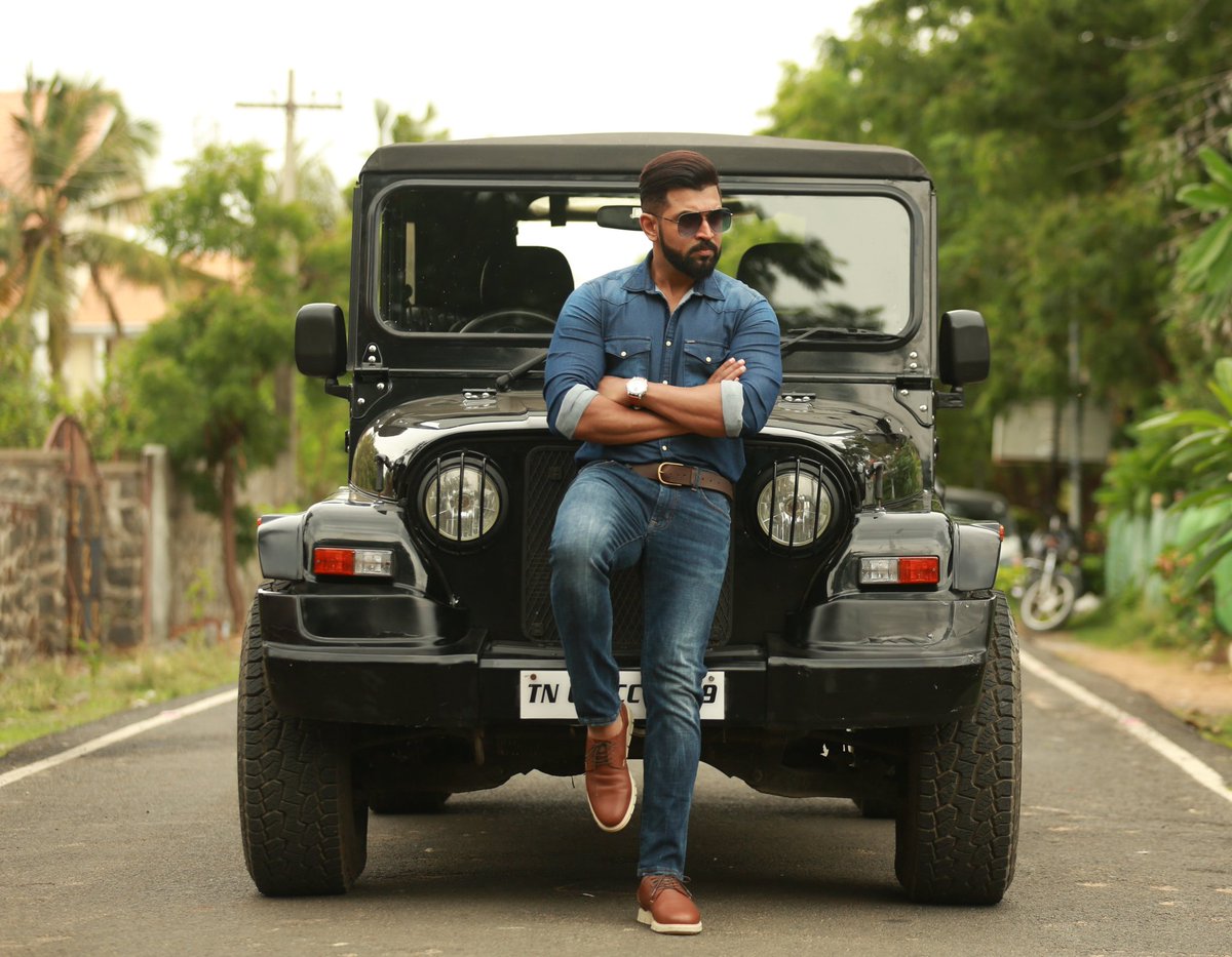 gpravin_5005's tweet photo. @behindwoods @arunvijayno1 @DoneChannel1 @arunvijayno1 anna😇😍 happy birthday🎉🎉 arun anna..! wishing u good health always 💯,  #completeactor #finestactor #ArunVijay
#HappyBirthdayArunVijay #loveyou3000 anna 😇 lots of success showers in your life ❤💪 https://t.co/40Qsfm9Pdx