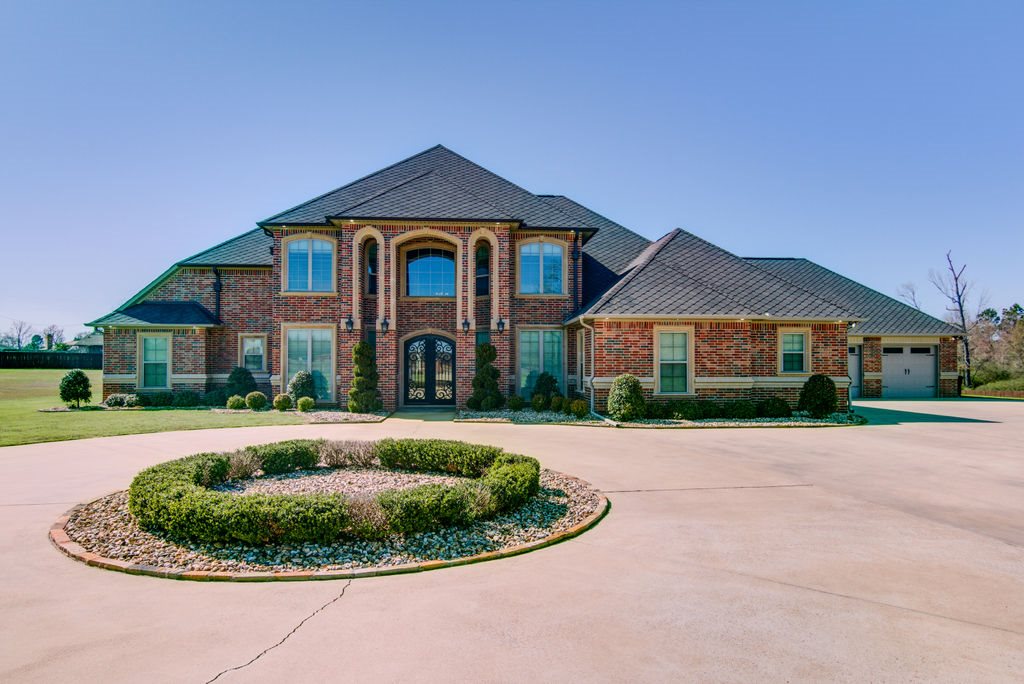SteveRaffaelli's tweet photo. Check out our #listing in #Texarkana #AR  #realestate #realtor https://t.co/SYEonrXf3m https://t.co/t8DV1pNzI1
