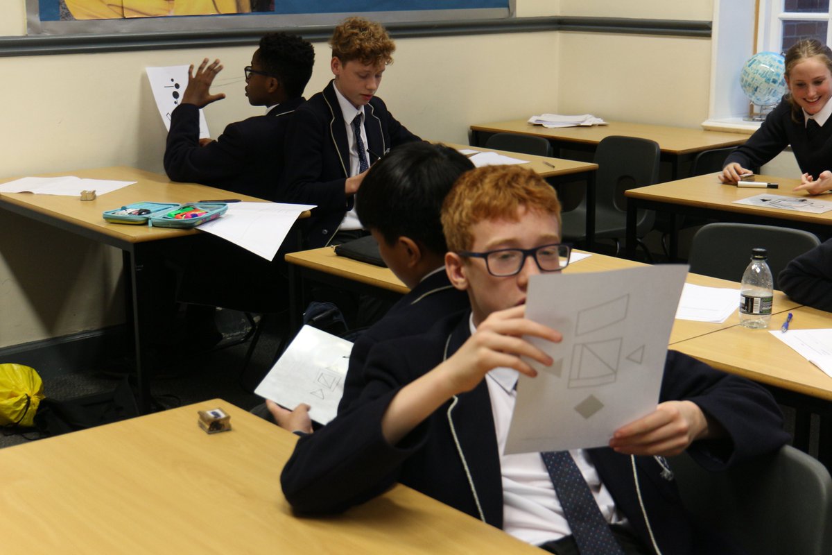 SchoolSherfield's tweet photo. #Year10 have been focusing on #MentalHealth in #PSHE. This week, they practised their communication skills - one pupil was the ‘communicator’ and the other was the ‘listener’, showing how important it is to be able to talk about mental health #SHFYear10 #MentalHealthMatters https://t.co/9FcV0VjNNM
