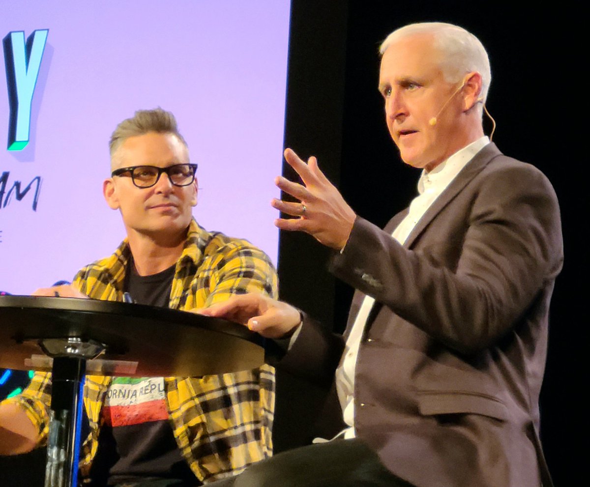 TwinApologetics's tweet photo. Last weekend's Reality Apologetics Conference was AMAZING! Over 1,200 people came to watch sessions on suicide, homosexuality, Progressive Christianity, &amp; more.

Reality #Apologetics WILL BE BACK in Minnesota Nov. 2021!

@STRtweets @jwarnerwallace @Sean_McDowell @alisachilders https://t.co/u4aQchNACC