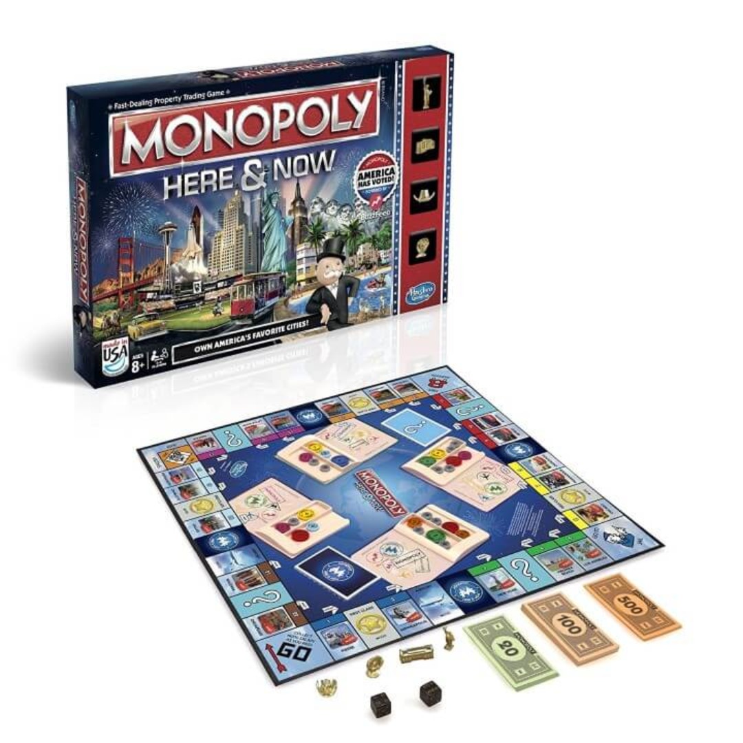 BostonCivicOrg's tweet image. One of the best family games has its own holiday! Today is  #NationalPlayMonopolyDay!  We may not be able to be with our families this holiday season, but we can play with our family at home. #monopolyday #letsplay #family #staysafe #maskupma