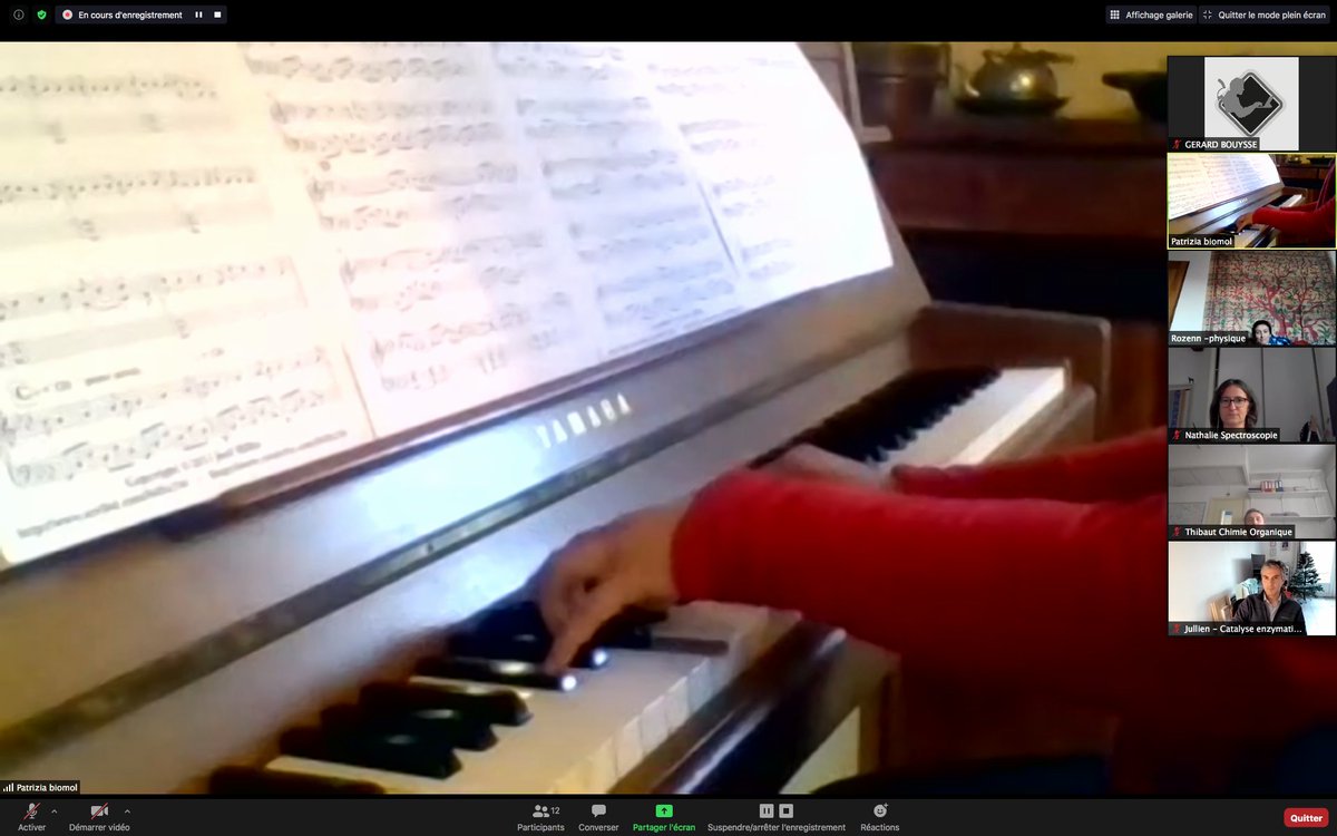 brigittelundin's tweet photo. L'atelier IDEONLINE #CSIPMUSE "Pédagogie active et sciences dures" se termine en #deceleration #culturebreak avec Patrizia au piano @umontpellier @PolytechMontp @FacsciencesUM @enscmchimiemtp @Iutbeziers 
@Supagro https://t.co/FWi6UY4EIm