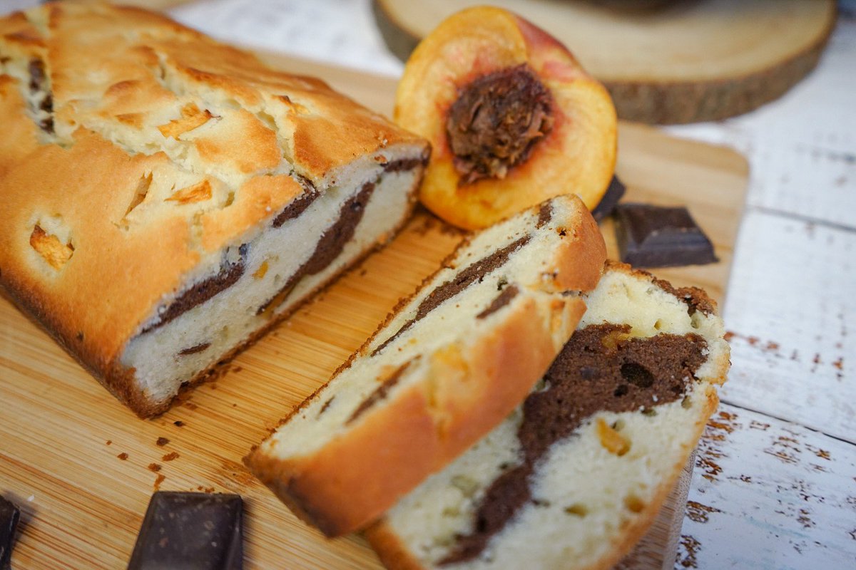 🇨🇮Gâteau au Yaourt saveur Pêche et Chocolat. La recette en vidéo par ici 👇🏾 bit.ly/3lMYUXc
.
🇺🇲 Yogurt cake flavor : Peach and Chocolate. Full recipe 👇🏾 bit.ly/38VDEe3
.
#baking #cakes #cake #foodvideo #food #foodie #foodtrends #chocolate #peach #cotedivoire
