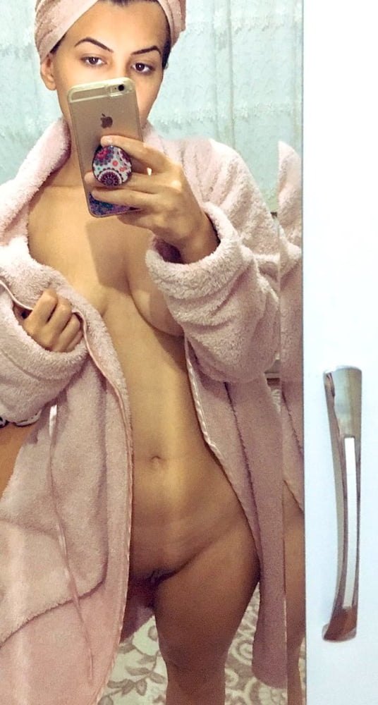 İYİ AKŞAMLAR CANLARIM :)
Mesaj kutumu herkese açtım, herkese cevap vericem 🍆😛💋