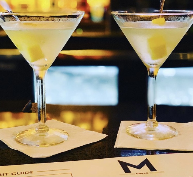 Great minds think alike! 📸IGer: the.tasty.travelers we miss you!⁣ #NiagaraFalls #Niagara #NiagaraDining #Steakhouse #FallsviewDining #Fallsview #Marriott #MarriottFallsview #Martini #MartiniTime mortonsgrilleniagarafalls.com