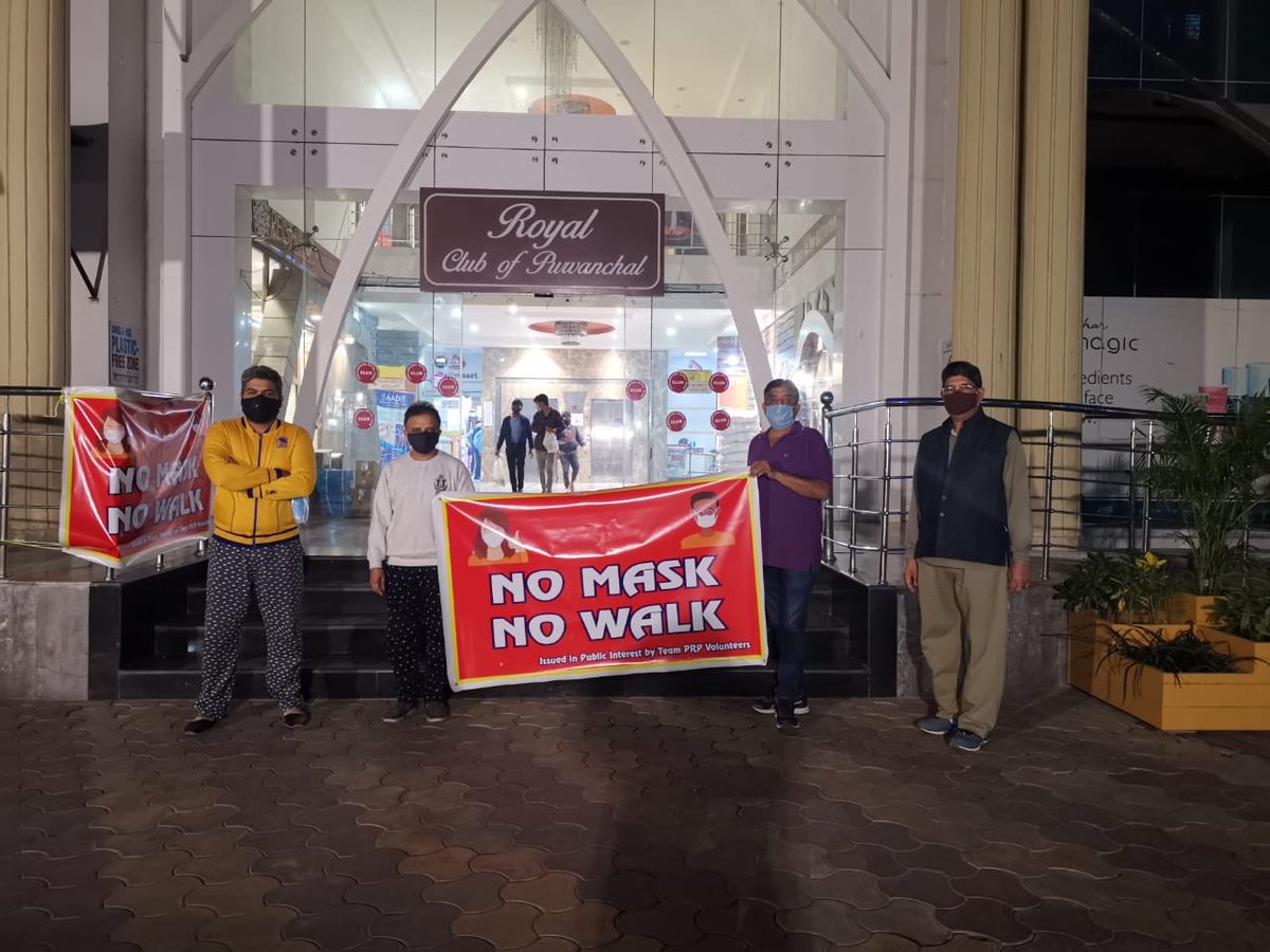 AOAPRP's tweet photo. With 50 active cases Team PRP and its volunteers took to the walkway of the complex with a banner to educate PRP citizens about the importance of wearing masks https://t.co/dhtigSZ5uj