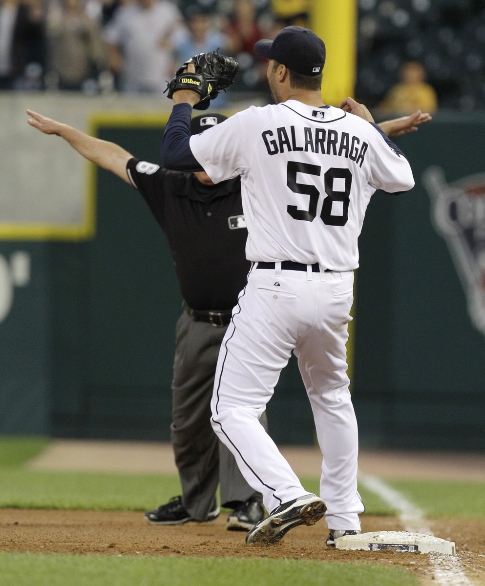 tigers's tweet photo. There have been 23 perfect games in MLB history. 

ⓘ  𝗢𝗳𝗳𝗶𝗰𝗶𝗮𝗹 𝘀𝗼𝘂𝗿𝗰𝗲𝘀 𝘀𝘁𝗮𝘁𝗲𝗱 𝘁𝗵𝗮𝘁 𝗶𝘀 𝗳𝗮𝗹𝘀𝗲 𝗮𝗻𝗱 𝗺𝗶𝘀𝗹𝗲𝗮𝗱𝗶𝗻𝗴 https://t.co/61VKAfwBAX