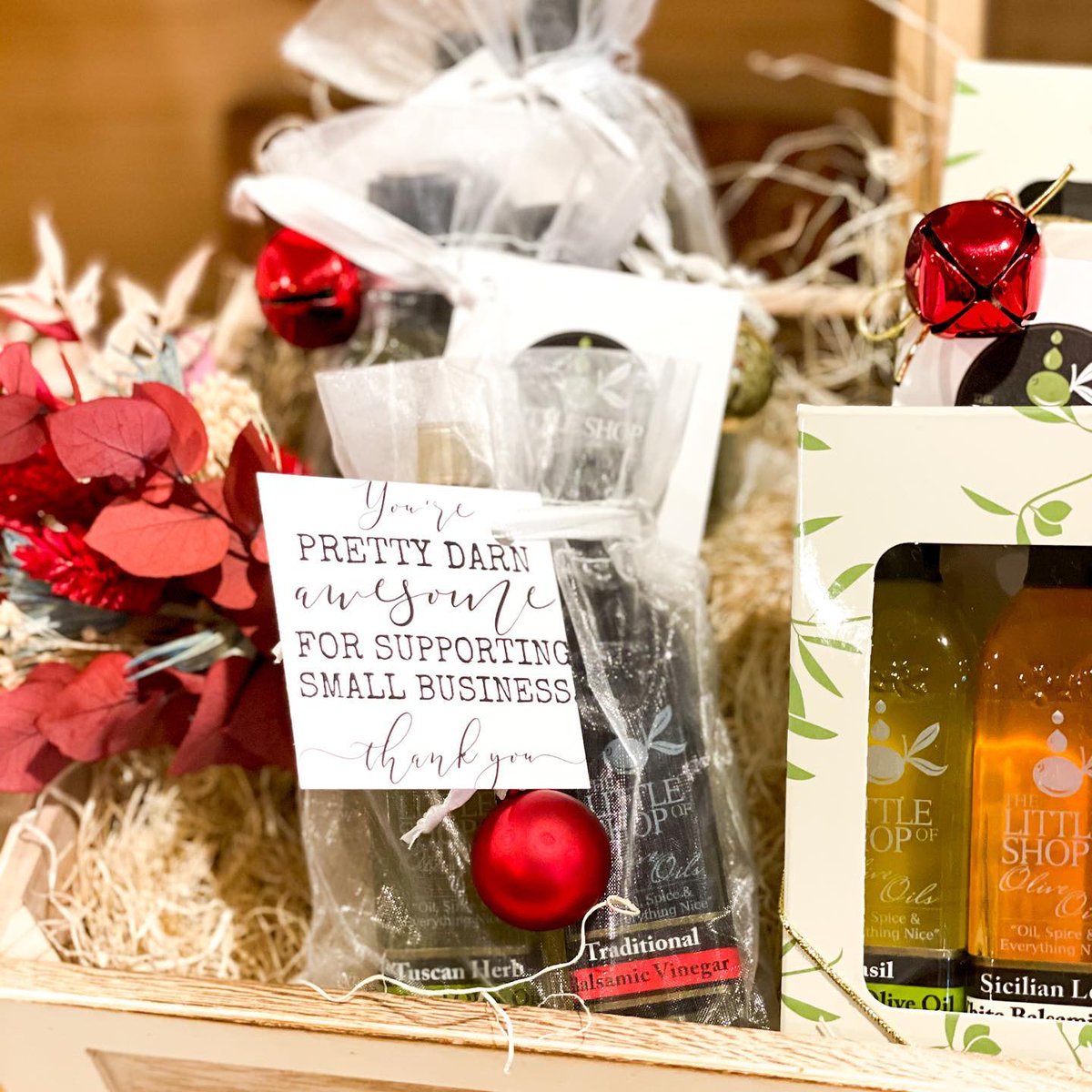 shopevoo's tweet photo. Have you started your holiday shopping yet? Stop by The Little Shop and let us help you pick out something perfect! *
*
*
*
*
*
#EVOO, #oliveoil #balsamic #specialtyfood #foodmarket #mashpeema #capecod #recipe #recipes #mashpeecommons #franklinma #northboroughma #local #shoplocal https://t.co/AGcjjrygKx