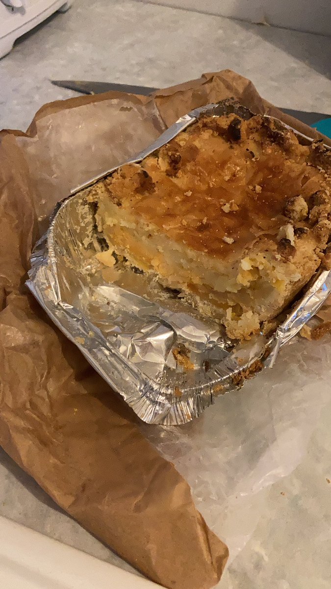 SParaEilish's tweet photo. Anyone else’s grandparents post them pie?? https://t.co/IFaZWAXh1K