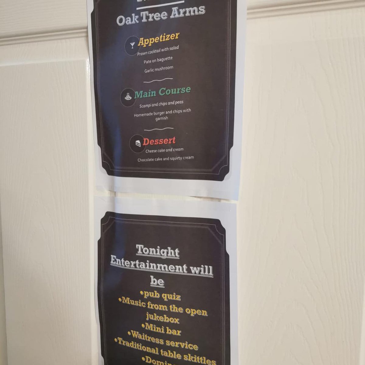 LinkageCT's tweet image. Linkage Care staff are pulling out all the stops to reduce anxieties and create fun, laughs and good memories for the people they support. 

On Saturday, our residential care home Oak Lodge was transformed into the Oak Tree Arms, complete with bar, food and entertainment. 👏👌🍻
