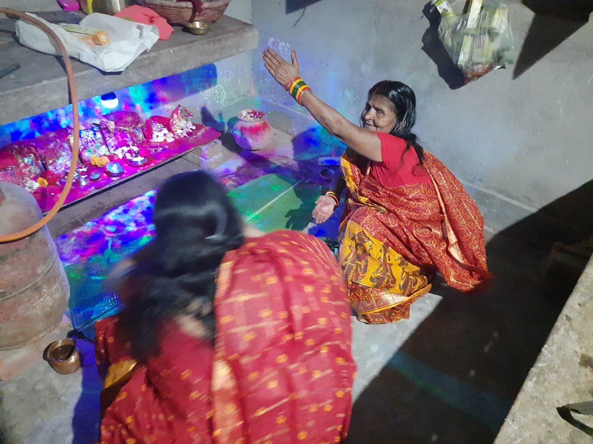 ajaykumar_39's tweet photo. खरना का प्रसाद। 
I missed it.

#Chhath #ChhathPuja2020 #ChhathPuja #खरना https://t.co/uwpPDj7Oou