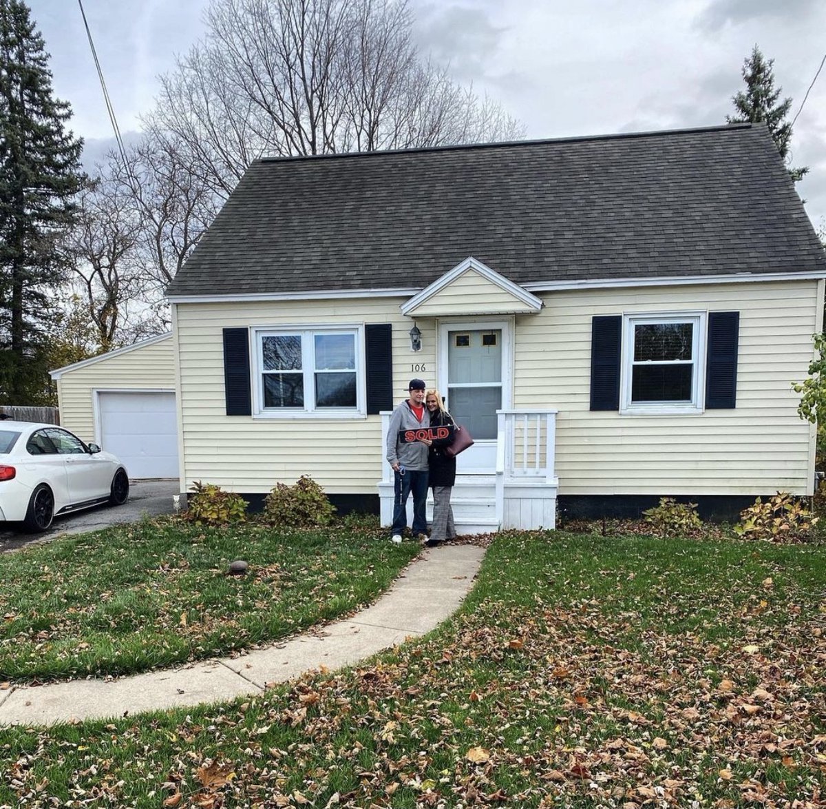 procopioRE's tweet photo. Congratulations on this quaint cape cod‼️🏡❤️ we would like to thank you for choosing Brenna Poli and Procopio Real Estate for your home buying experience #procopiorealestate #sold #syracuse #cny https://t.co/PI5LqvSXff